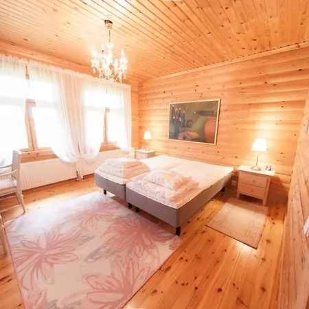 Деревянный коттедж Heinaehattu Коувола